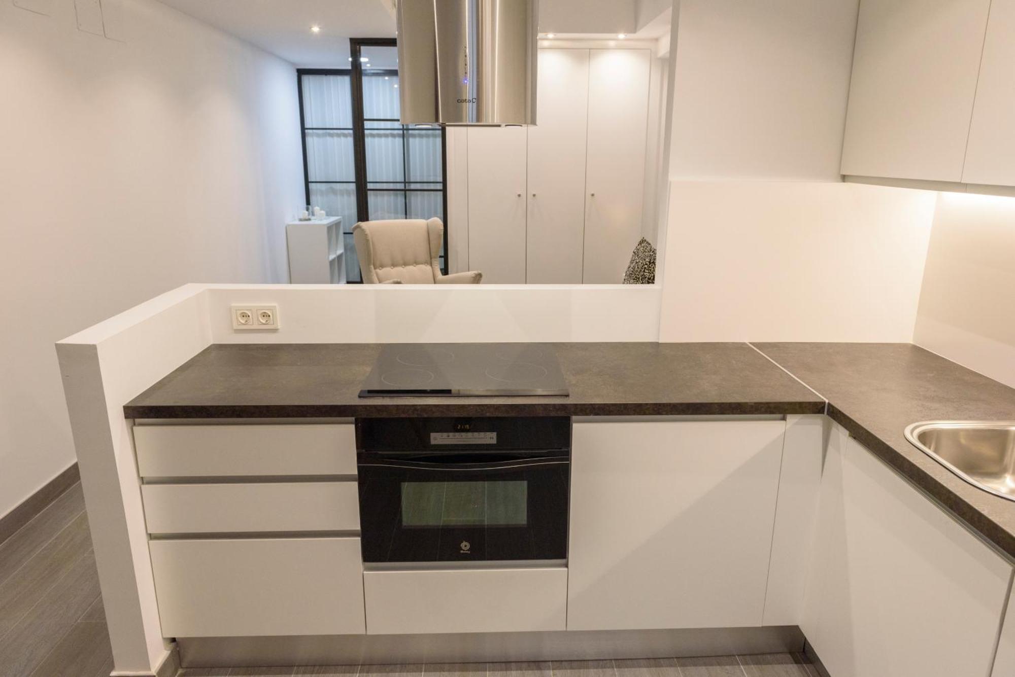 Apartamento RENTHAS Fernando de Lesseps Málaga Exterior foto