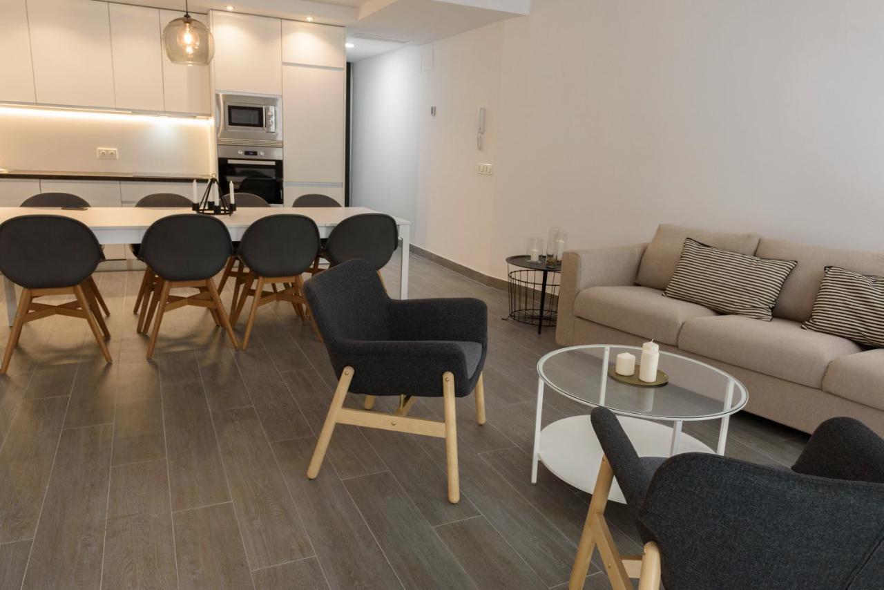 Apartamento RENTHAS Fernando de Lesseps Málaga Exterior foto