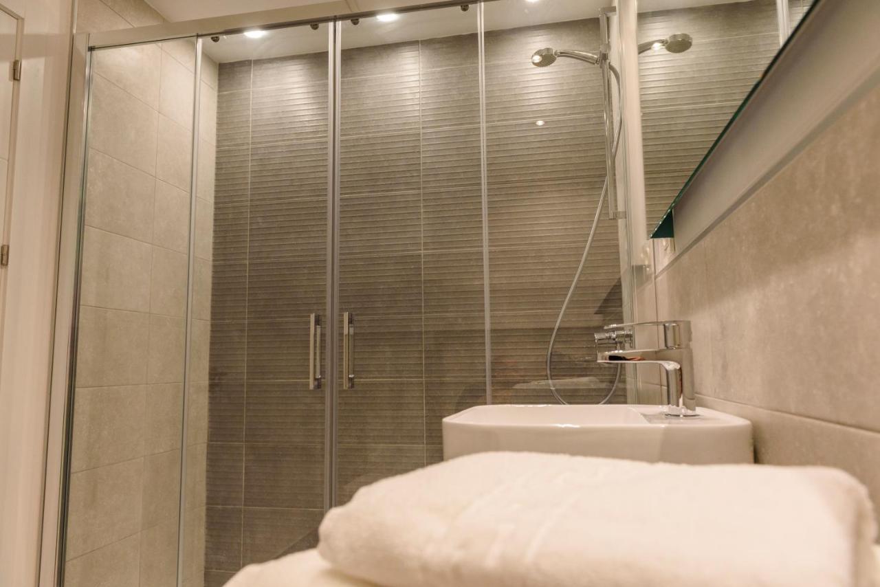 Apartamento RENTHAS Fernando de Lesseps Málaga Exterior foto